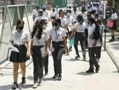 दिल्ली के होनहार: सरकारी स्कूलों के 1141 बच्चों ने NEET और JEE की परीक्षा में परचम लहराया