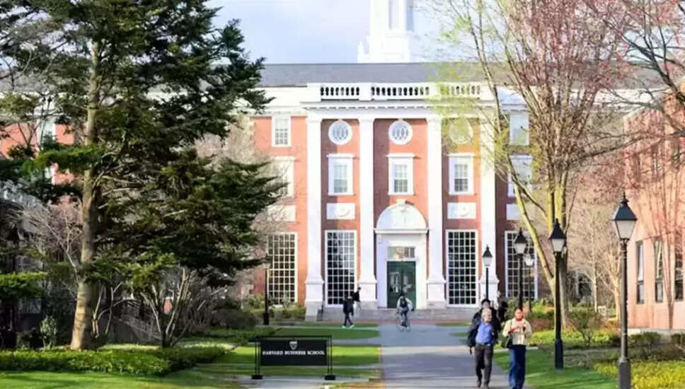 विश्व विश्वविद्यालय रैंकिंग 2025: हार्वर्ड ने फिर से शीर्ष स्थान प्राप्त किया