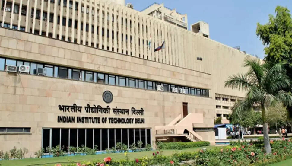 IIT दिल्ली में बिना JEE परीक्षा के अध्ययन का अवसर