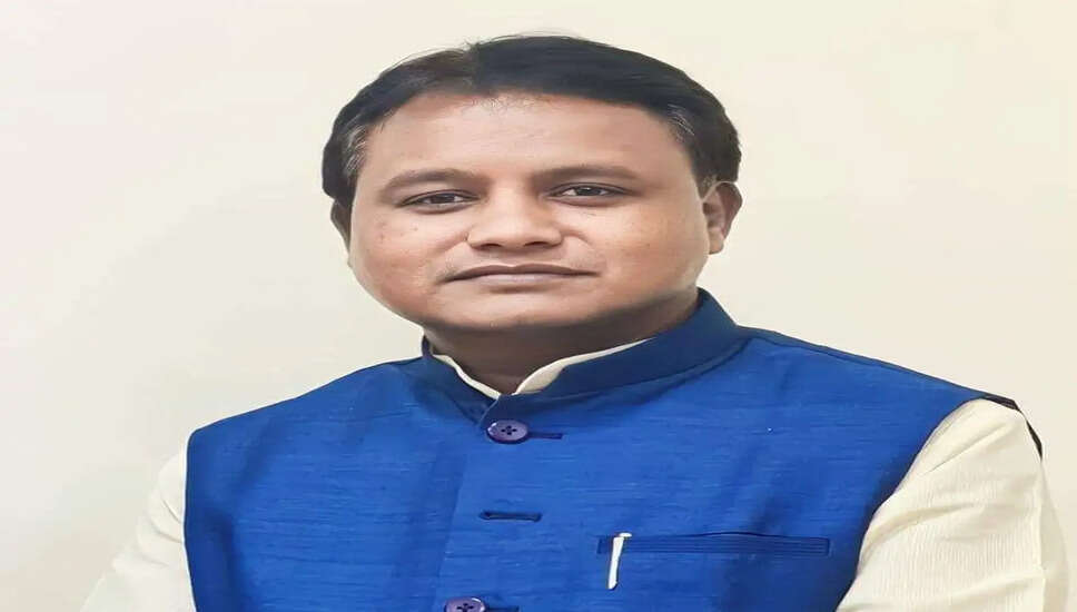 क्या है 'Khadi Chhuan' समारोह? CM Mohan Charan Majhi ने बच्चों को शिक्षा की ओर किया प्रेरित!