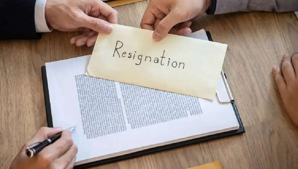 10 महत्वपूर्ण वित्तीय गणनाएँ जो नौकरी छोड़ने से पहले करें