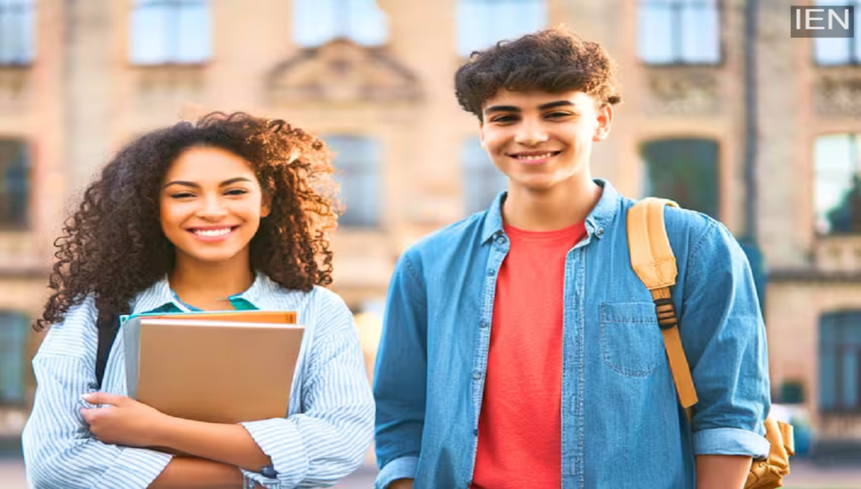 UGC की चेतावनी: 32 फर्जी विश्वविद्यालयों से रहें सावधान