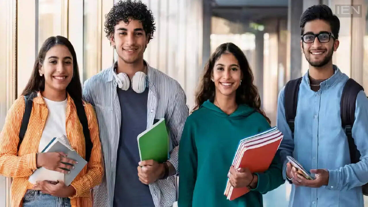 दिल्ली विश्वविद्यालय में प्रवेश के लिए शीर्ष 5 कॉलेज