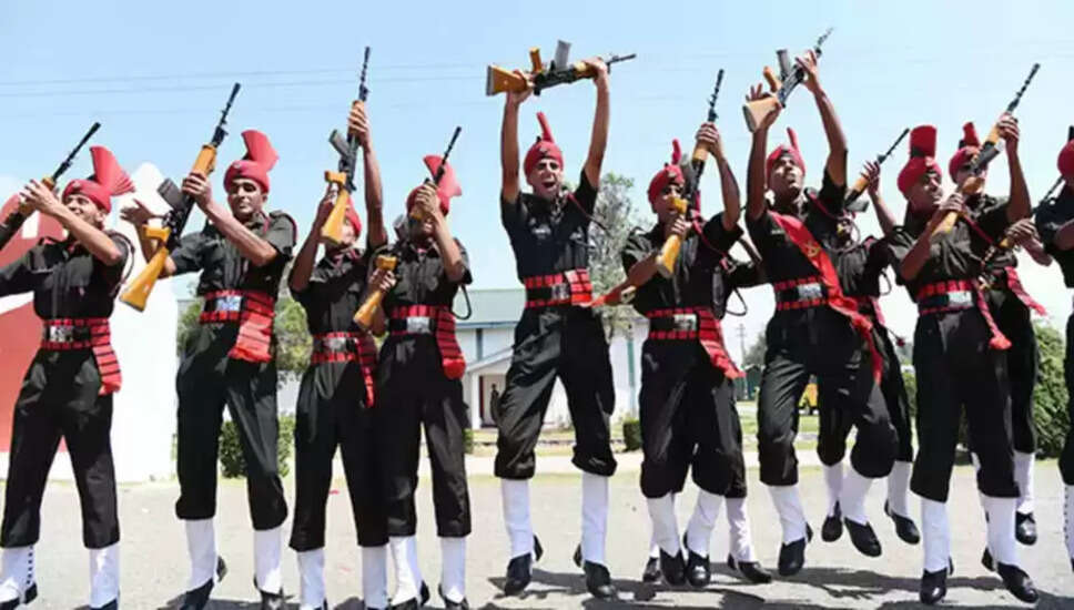 Agniveer योजना में बदलाव: कार्यकाल बढ़ाने की तैयारी