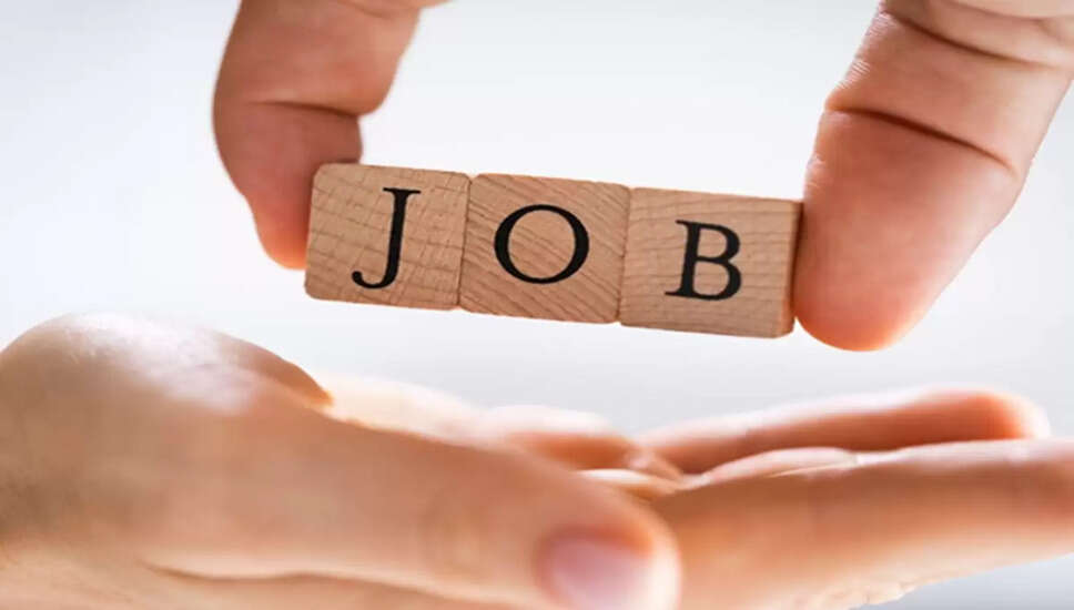 सरकारी नौकरी 2026 के लिए भर्ती कैलेंडर: आवेदन की अंतिम तिथियाँ