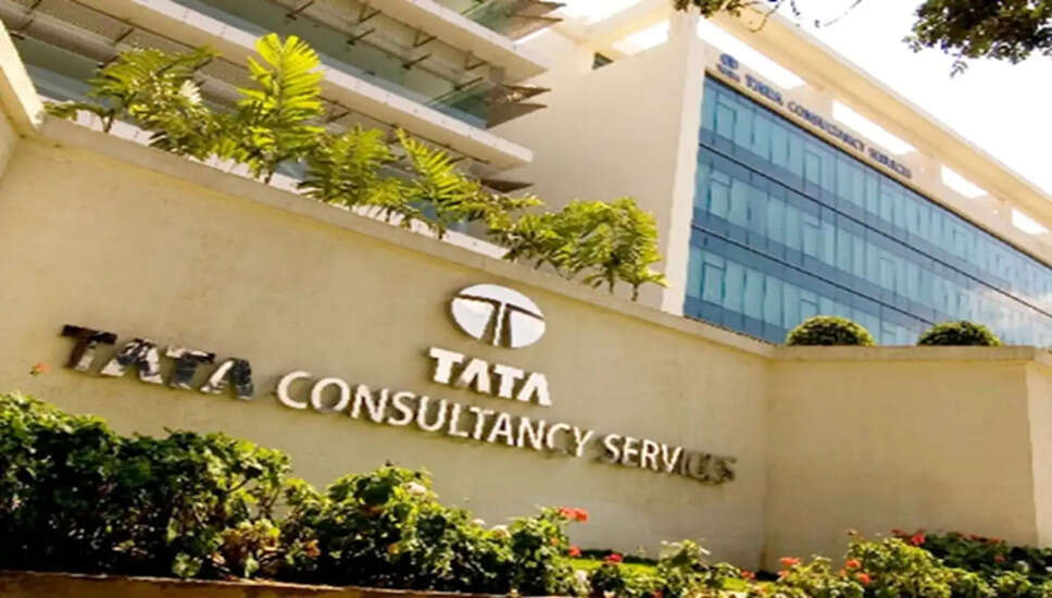 TCS में नई भर्तियों का अपडेट: 2026 में 25,000 छात्रों को मिलेगी नौकरी