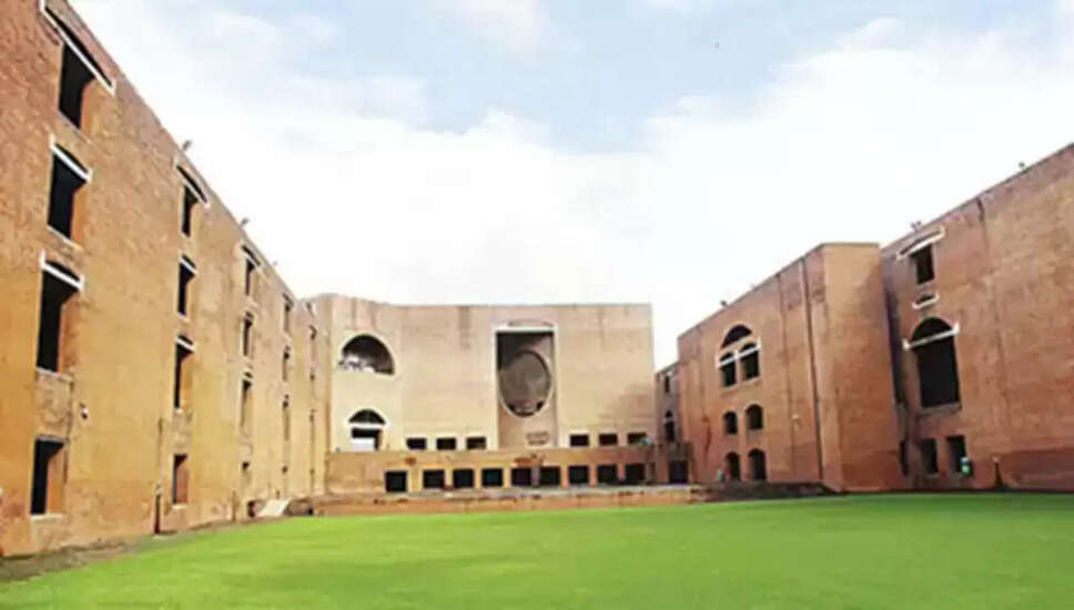 IIM अहमदाबाद के MBA-PGP 2025 बैच की प्लेसमेंट रिपोर्ट में शानदार परिणाम