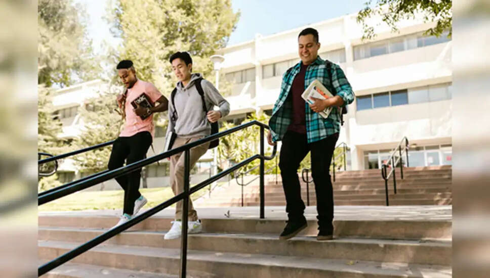 कैसे पहचानें एक विश्वविद्यालय धोखाधड़ी है: महत्वपूर्ण जानकारी