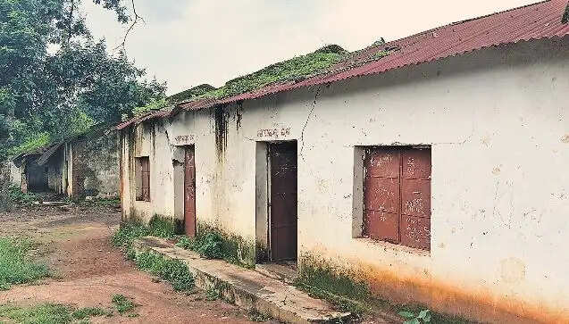क्या है Nabarangpur के Biriguda Nodal Govt High School की दयनीय स्थिति?
