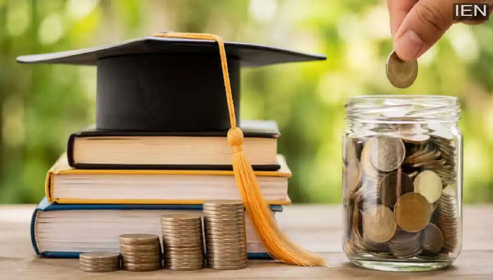 UGC की छात्रवृत्तियों से मास्टर डिग्री की पढ़ाई में पाएं मदद