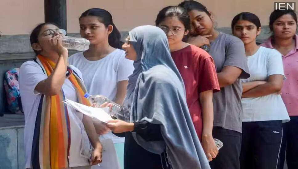 NEET UG 2026 परीक्षा में पेपर लीक का विवाद: जांच जारी