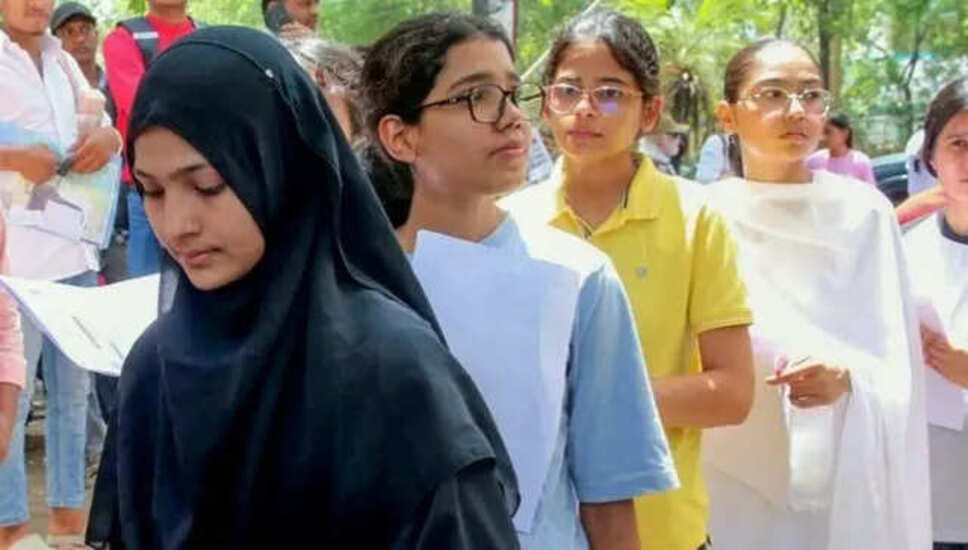 NEET-UG 2026 परीक्षा रद्द, गेस पेपर के कारण उठे सवाल