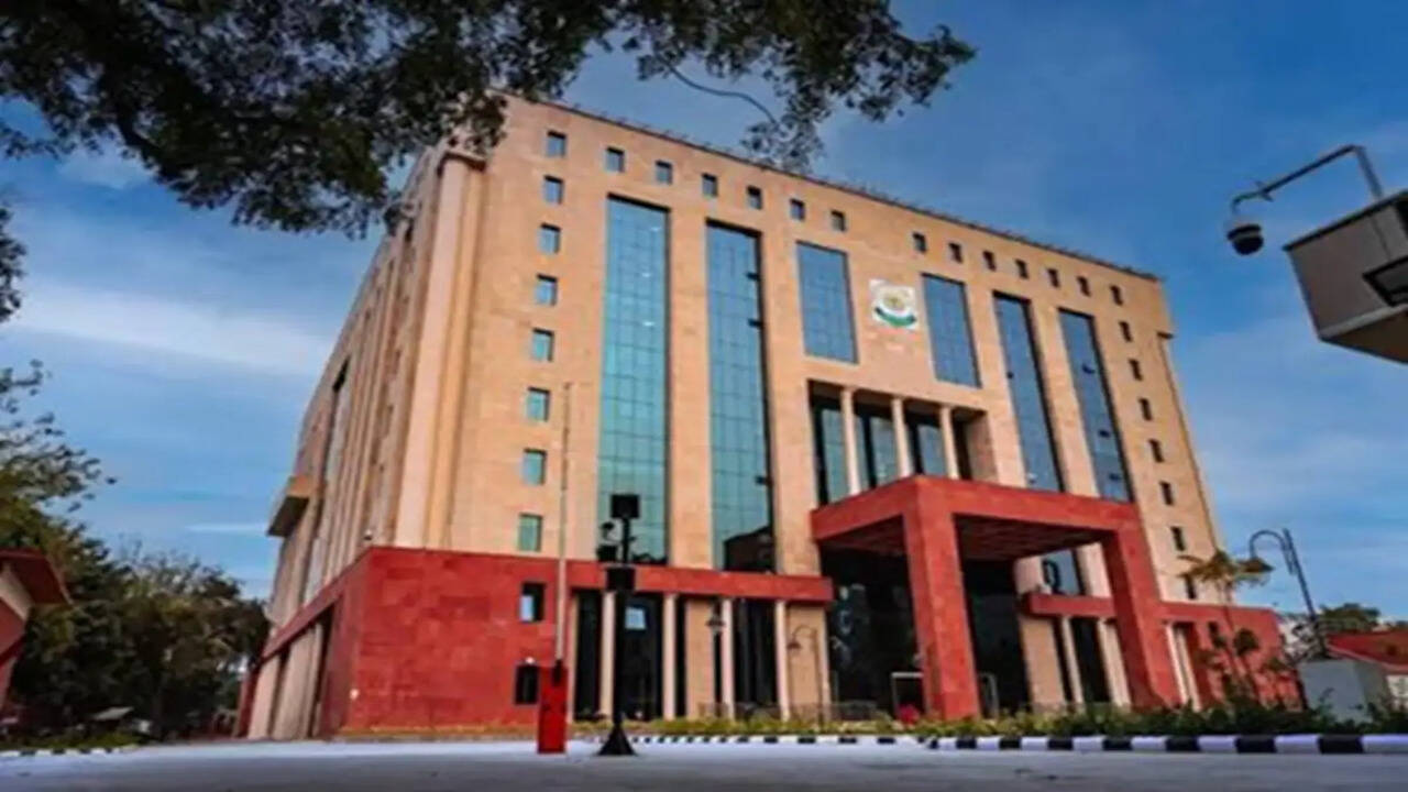 CBSE की नई तीन-भाषा नीति: 2026-27 से लागू होने वाले दिशा-निर्देश