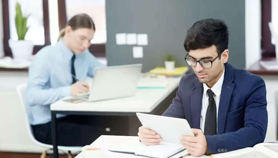 CA बनाम CS: कौन सा करियर है बेहतर और अधिक लाभकारी?