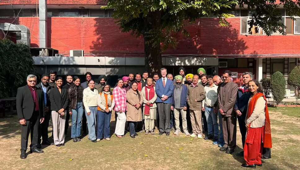 चंडीगढ़ प्रेस क्लब में पत्रकारिता पर कार्यशाला का आयोजन