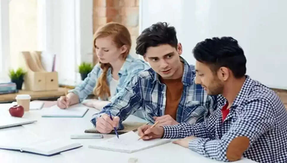 B.Tech बनाम पॉलिटेक्निक: कौन सा विकल्प बेहतर है?