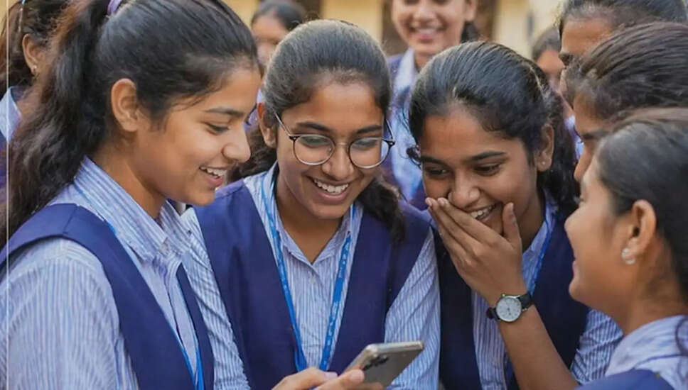 CBSE 12वीं परिणाम 2026: दक्षिण भारत ने फिर से किया कमाल