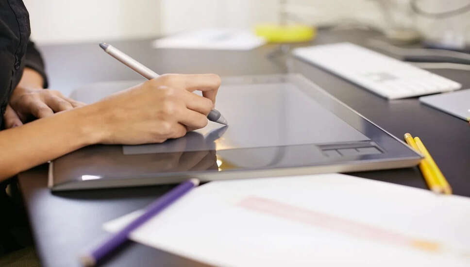 अक्षय कुमार के बेटे आरव ने चुना फैशन डिजाइनिंग का करियर