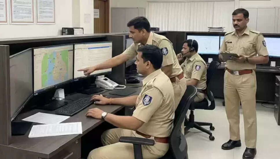 UP पुलिस कंप्यूटर ऑपरेटर भर्ती 2025: 1352 पदों के लिए आवेदन करें