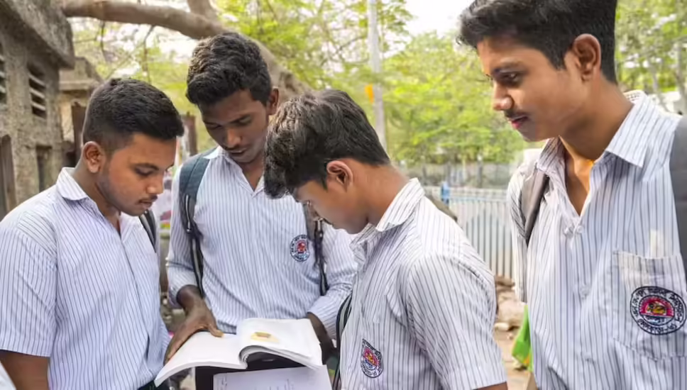 उत्तर प्रदेश बोर्ड परीक्षा परिणाम की तैयारी, 50 लाख छात्रों के लिए महत्वपूर्ण अपडेट