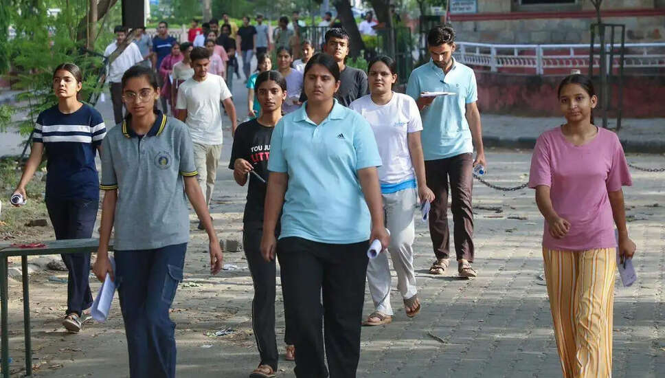 NEET UG 2026 पेपर लीक: महाराष्ट्र में बड़ा घोटाला, कई राज्यों में फैला नेटवर्क