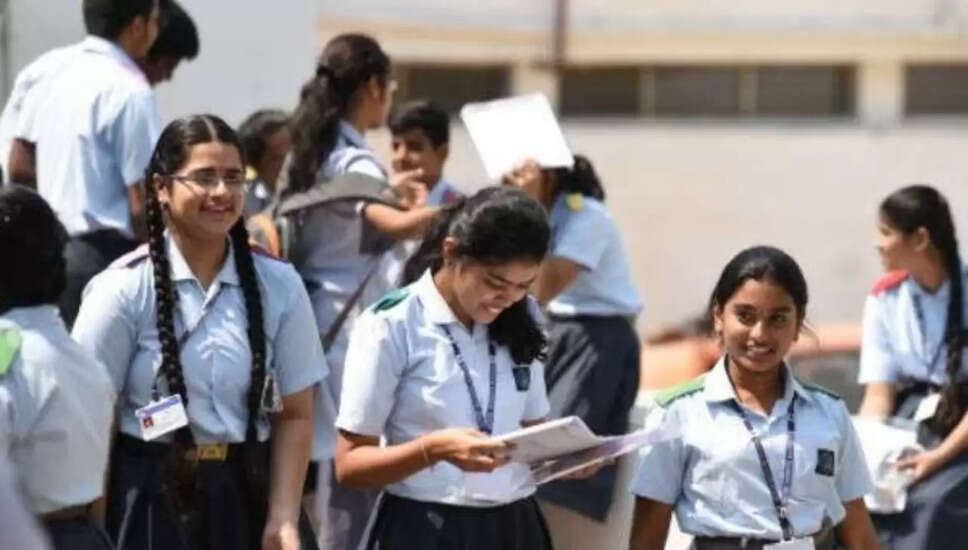 CBSE कक्षा 10 का रिजल्ट 2026 घोषित, जानें कैसे करें चेक
