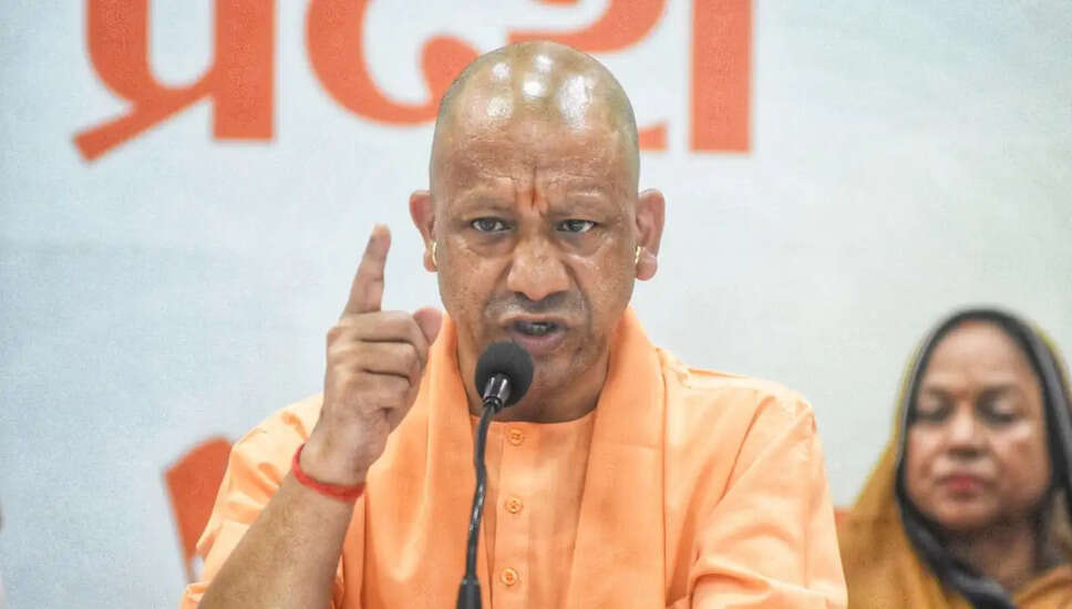 उत्तर प्रदेश पुलिस में एक लाख नई भर्तियों की घोषणा