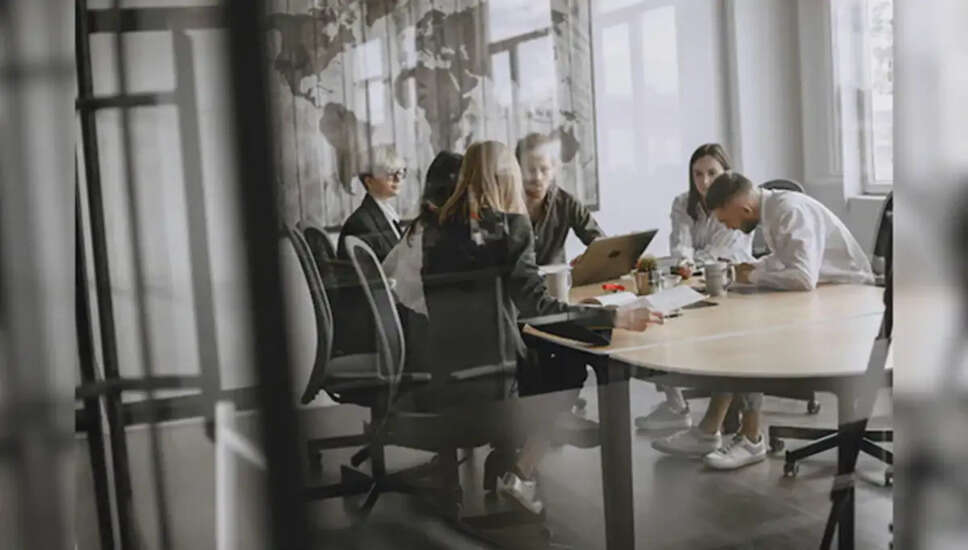 सफल ऑफिस मीटिंग के लिए 5 प्रभावी सुझाव