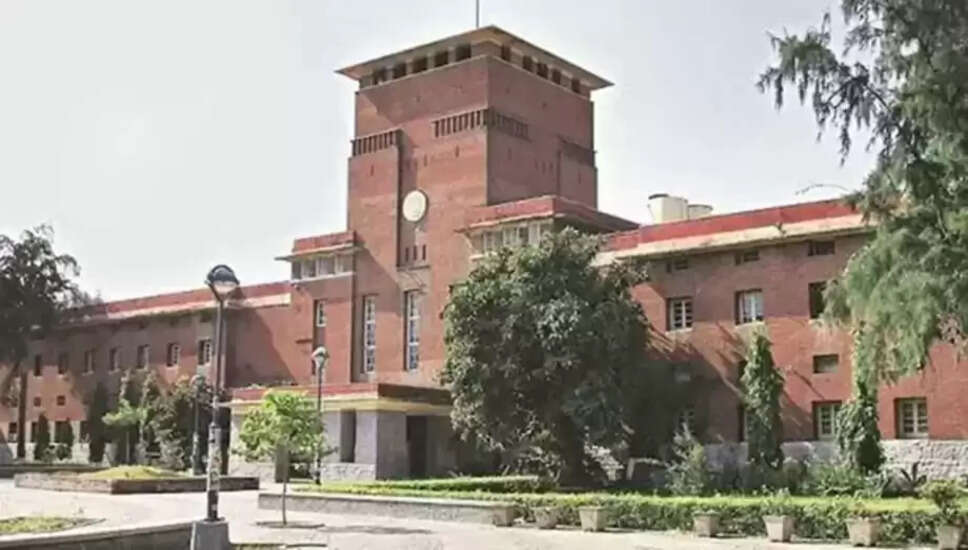 दिल्ली विश्वविद्यालय में प्रोफेसर और एसोसिएट प्रोफेसर की भर्ती 2025