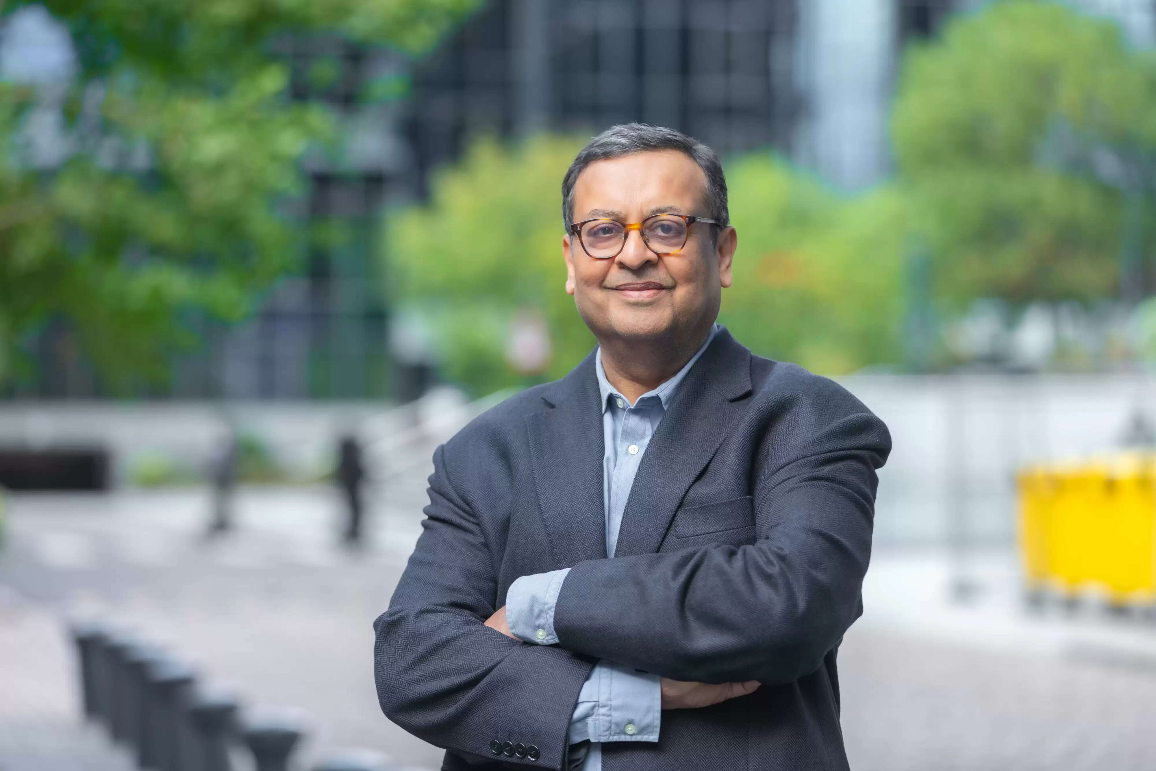 AI का प्रभाव: व्यवसाय शिक्षा में बदलाव की नई लहर