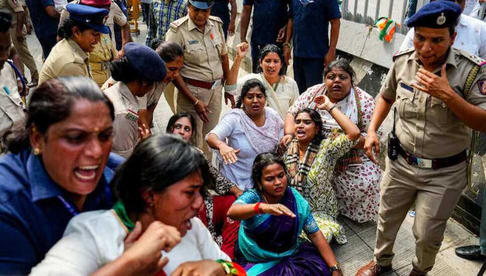 CBSE परीक्षा प्रणाली में तकनीकी समस्याएं: छात्रों की चिंताएं बढ़ीं
