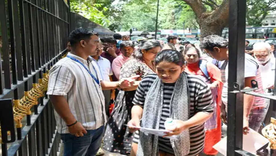 NEET UG 2026: जानें परीक्षा की सभी महत्वपूर्ण जानकारियाँ और तैयारी के टिप्स