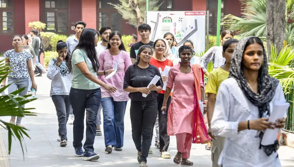 CUET UG 2026 परीक्षा की तैयारी: जानें आवश्यक दिशा-निर्देश और ड्रेस कोड