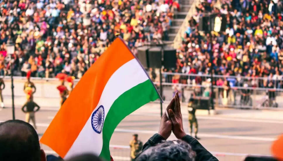 ध्वजारोहण और झंडा फहराने में अंतर: गणतंत्र दिवस से पहले जानें