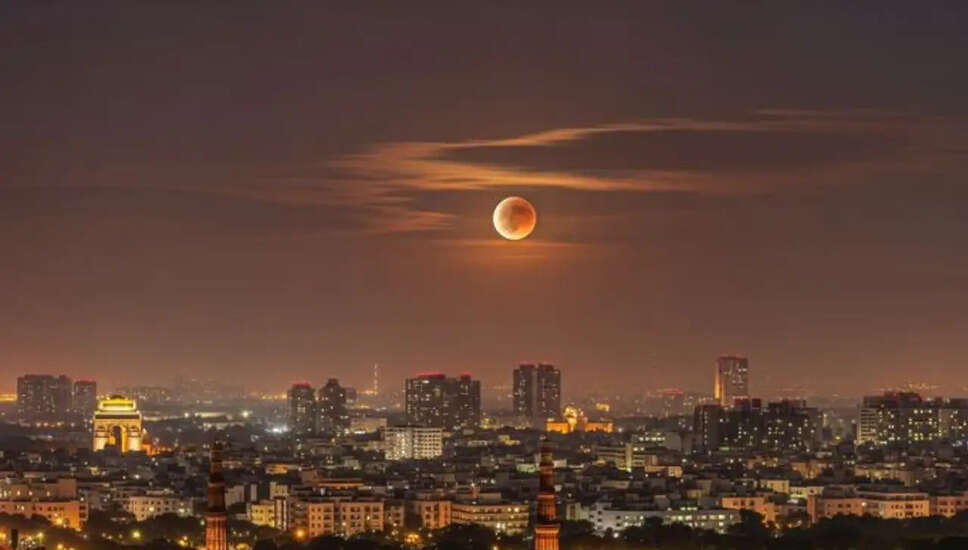 पूर्ण चंद्र ग्रहण 2026: ब्लड मून का अद्भुत नजारा