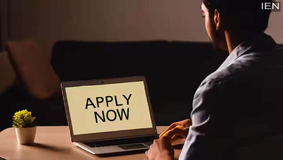 Allahabad High Court Recruitment: 543 Positions Open for Review Officers and Assistants