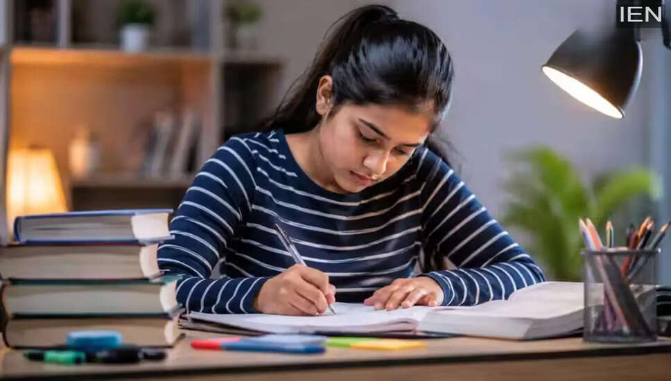 NEET पुनः परीक्षा के लिए एडमिट कार्ड जारी, जानें महत्वपूर्ण बातें
