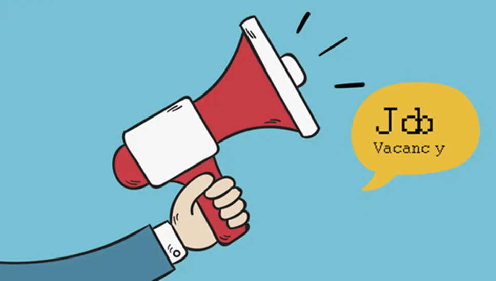 Bhadohi में नौकरी मेला 2026: 1,105 पदों के लिए आवेदन करें