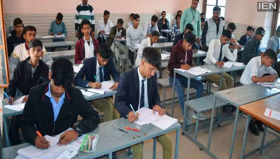 CBSE कक्षा 10 के दूसरे चरण की परीक्षा का समय सारणी जारी