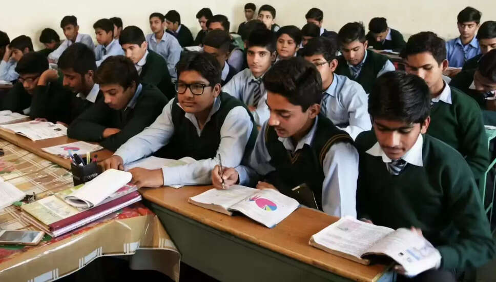 सीबीएसई बोर्ड परीक्षाओं में बड़ा बदलाव: मार्क्स वेरिफिकेशन प्रक्रिया होगी बंद