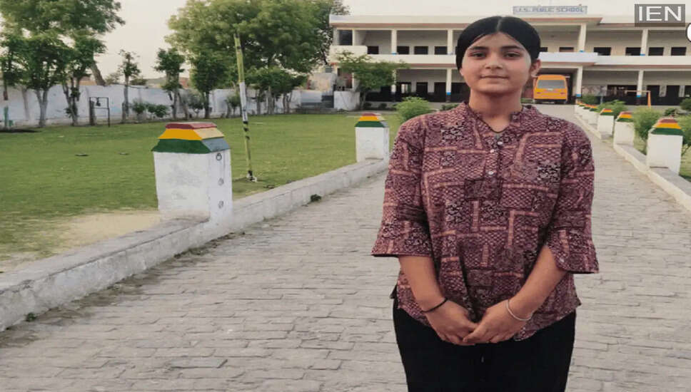 गौतम बुद्ध नगर की काशिश ने 10वीं में हासिल की टॉप रैंक