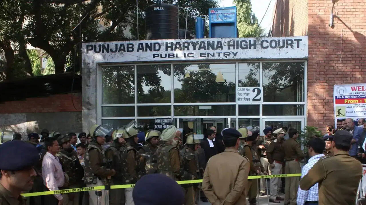 पंजाब और हरियाणा हाई कोर्ट ने ग्रामीण आजीविका मिशन भर्ती प्रक्रिया पर रोक लगाई