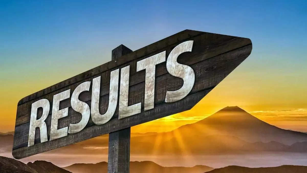 ESIC Result 2023 Declared: कर्मचारी राज्य बीमा निगम चिकित्सा, फरीदाबाद ने वरिष्ठ रेजिडेंट परीक्षा का परिणाम (ESIC Faridabad Result 2023) घोषित कर दिया है।  जो भी उम्मीदवार इस परीक्षा (ESIC Faridabad Exam 2023) में शामिल हुए हैं, वे ESIC की आधिकारिक वेबसाइट esic.nic.in पर जाकर अपना रिजल्ट (ESIC Faridabad Result 2023) देख सकते हैं। यह भर्ती (ESIC Recruitment 2023) परीक्षा, 19 दिसंबर 2022  को आयोजित की गई थी।    इसके अलावा उम्मीदवार सीधे इस आधिकारिक लिंक  esic.nic.in पर क्लिक करके भी ESIC Results 2023 का परिणाम (ESIC Faridabad Result 2023) देख सकते हैं। इसके साथ ही नीचे दिए गए स्टेप्स को फॉलो करके भी अपना रिजल्ट (ESIC Faridabad Result 2023) देख और डाउनलोड कर सकते हैं। इस परीक्षा को पास करने वाले उम्मीदवारों को आगे की प्रक्रिया के लिए विभाग द्वारा जारी आधिकारिक विज्ञप्ति को देखते रहना होगा। भर्ती की प्रक्रिया का पूरा विवरण विभाग की आधिकारिक वेबसाइट पर उपलब्ध होगा।    परीक्षा का नाम – ESIC Faridabad Senior Resident Exam 2023 परीक्षा आयोजित होने की तिथि –19 दिसंबर 2022 रिजल्ट घोषित होने की तिथि –  19 जनवरी , 2023 ESIC Faridabad Result 2023 - अपना रिजल्ट कैसे चेक करें ?  1.	ESIC की आधिकारिक वेबसाइट esic.nic.in  ओपन करें।   2.	होम पेज पर दिए गए ESIC Faridabad Result 2023 लिंक पर क्लिक करें।   3.	जो पेज खुला है उसमें अपना रोल नो. दर्ज करें और अपने रिजल्ट की जांच करें।   4.	ESIC Faridabad Result 2023 को डाउनलोड करें और भविष्य की आवश्यकता के लिए रिजल्ट की एक हार्ड कॉपी अपने पास संभल कर रखें. सरकारी परीक्षाओं से जुडी सभी लेटेस्ट जानकारियों के लिए आप naukrinama.com को विजिट करें।  यहाँ पे आपको मिलेगी सभी परिक्षों के परिणाम, एडमिट कार्ड, उत्तर कुंजी, आदि से जुडी सभी जानकारियां और डिटेल्स।    ESIC Result 2023 Declared: Employees State Insurance Corporation Medical, Ahmedabad has declared the result of Senior Resident Exam (ESIC Faridabad Result 2023). All the candidates who have appeared in this examination (ESIC Faridabad Exam 2023) can see their result (ESIC Faridabad Result 2023) by visiting the official website of ESIC, esic.nic.in. This recruitment (ESIC Recruitment 2023) examination was held on 19 December 2022.  Apart from this, candidates can also see the result of ESIC Results 2023 (ESIC Faridabad Result 2023) directly by clicking on this official link esic.nic.in. Along with this, you can also see and download your result (ESIC Faridabad Result 2023) by following the steps given below. Candidates who clear this exam have to keep checking the official release issued by the department for further process. The complete details of the recruitment process will be available on the official website of the department.  Exam Name – ESIC Faridabad Senior Resident Exam 2023 Date of conduct of examination – 19 December 2022 Result declaration date – January 19, 2023 ESIC Faridabad Result 2023 – How to check your result? 1. Open the official website of ESIC esic.nic.in. 2.Click on the ESIC Faridabad Result 2023 link given on the home page. 3. On the page that opens, enter your roll no. Enter and check your result. 4. Download the ESIC Faridabad Result 2023 and keep a hard copy of the result with you for future need. For all the latest information related to government exams, you visit naukrinama.com. Here you will get all the information and details related to the results of all the exams, admit cards, answer keys, etc.