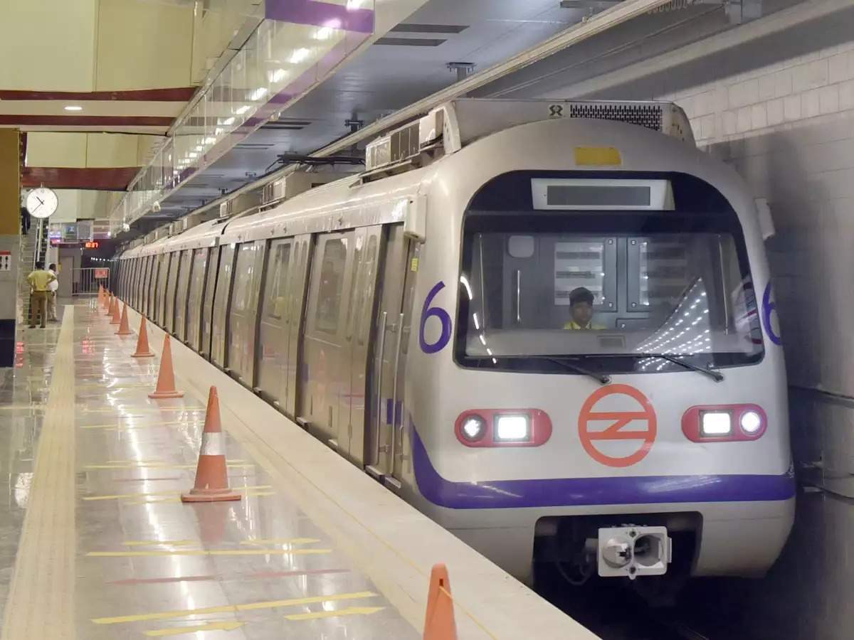 दिल्ली मेट्रो सरकारी नौकरी: DMRC सैलरी स्ट्रक्चर और CRA जॉब प्रोफाइल, जाने इस लेख में अभी 