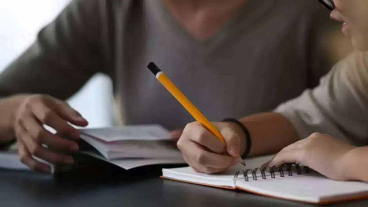 कक्षा 12 के छात्रों के लिए अलर्ट! ओडिशा सीएचएसई परीक्षा 2024 कल से शुरू (16 फरवरी) - महत्वपूर्ण दिशानिर्देश जानें: